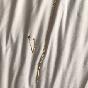 Matching Simple Gold Necklace & Earring Set